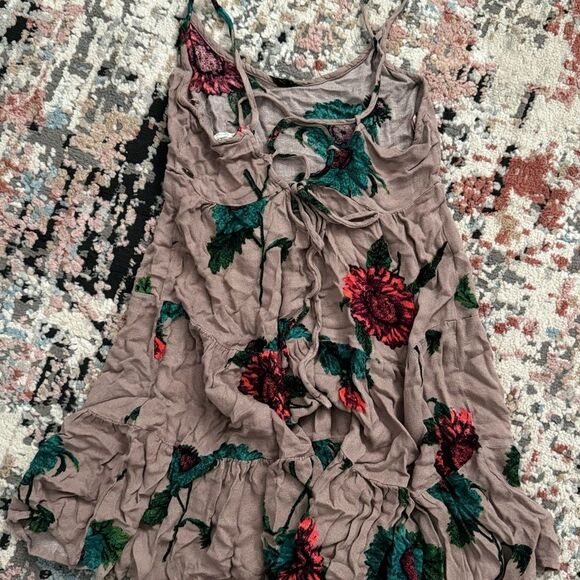 O’Neil Floral Dress - Picture 3 of 6